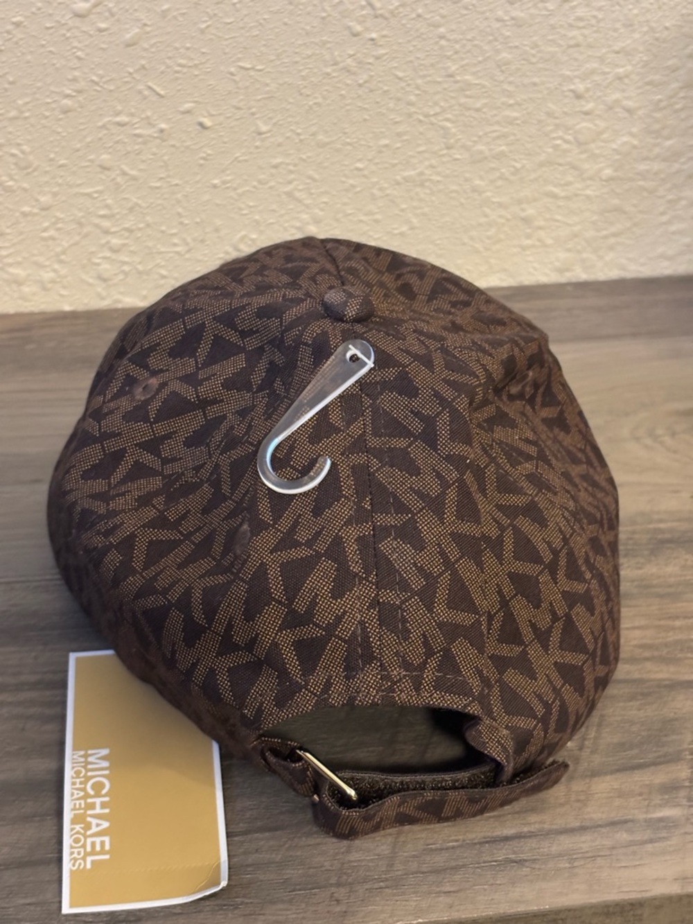 NWT Michael Kors Brown Monogram Hat - Picture 3 of 8